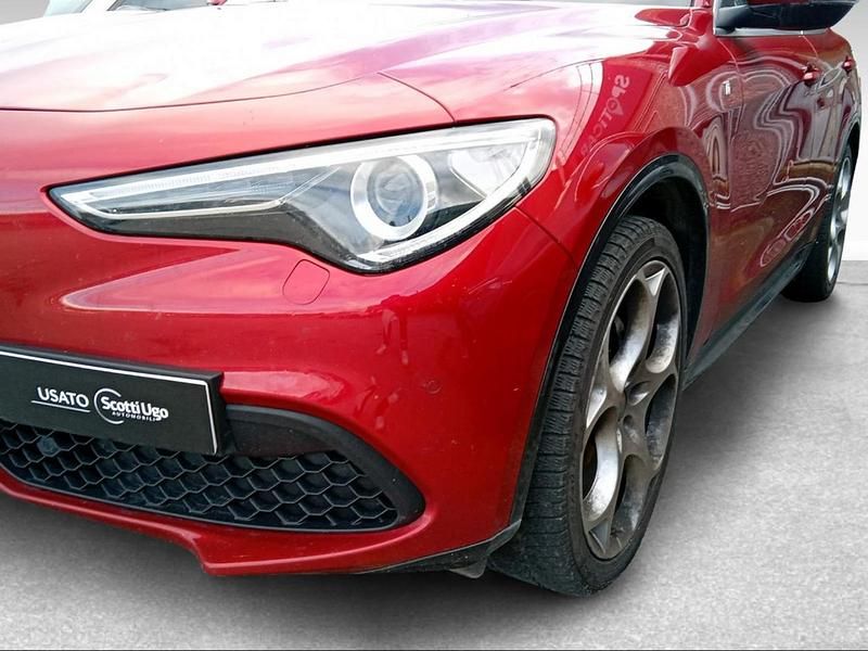 Usata Alfa Romeo Stelvio Ti 209 CV (153 kW) 2021 Rosso SUV
