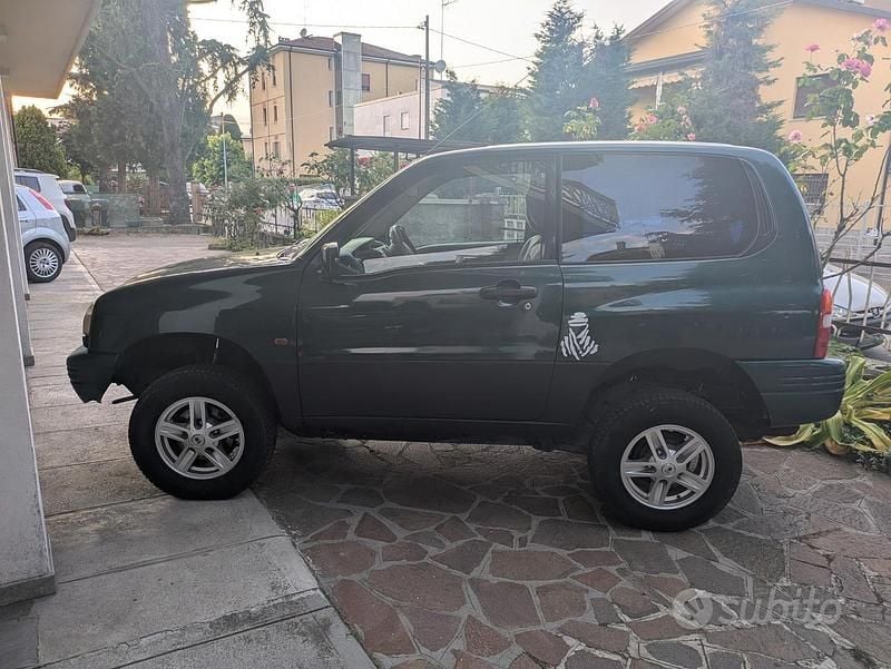 Usata Suzuki Grand Vitara 94 CV (69 kW) 1998 SUV