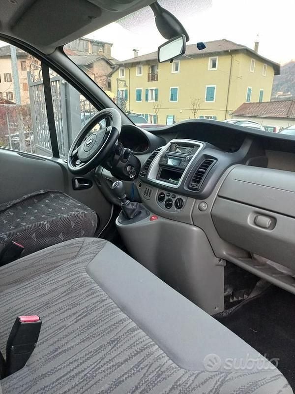 Usata Nissan Primastar 114 CV (83 kW) 2014 Bianco Monovolume