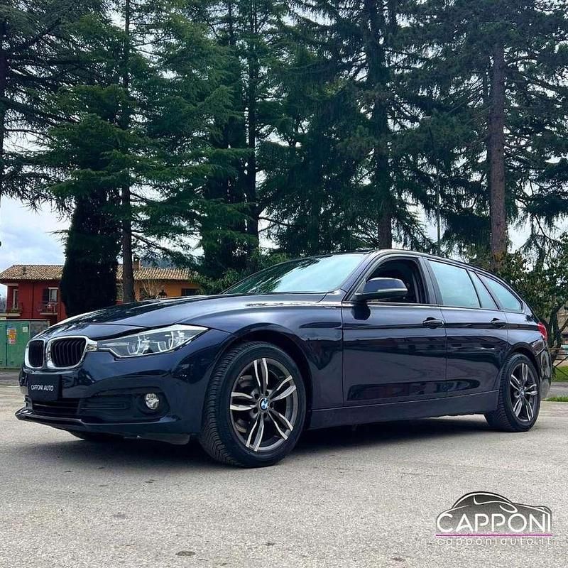 Usata BMW 318 150 CV (110 kW) 2016 Blu Station wagon