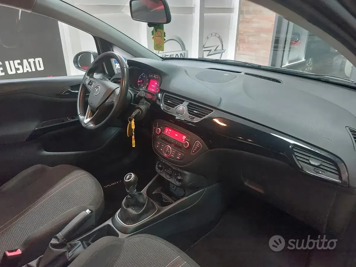 Usata Opel Corsa 90 CV (66 kW) 2018 Bianco Utilitaria