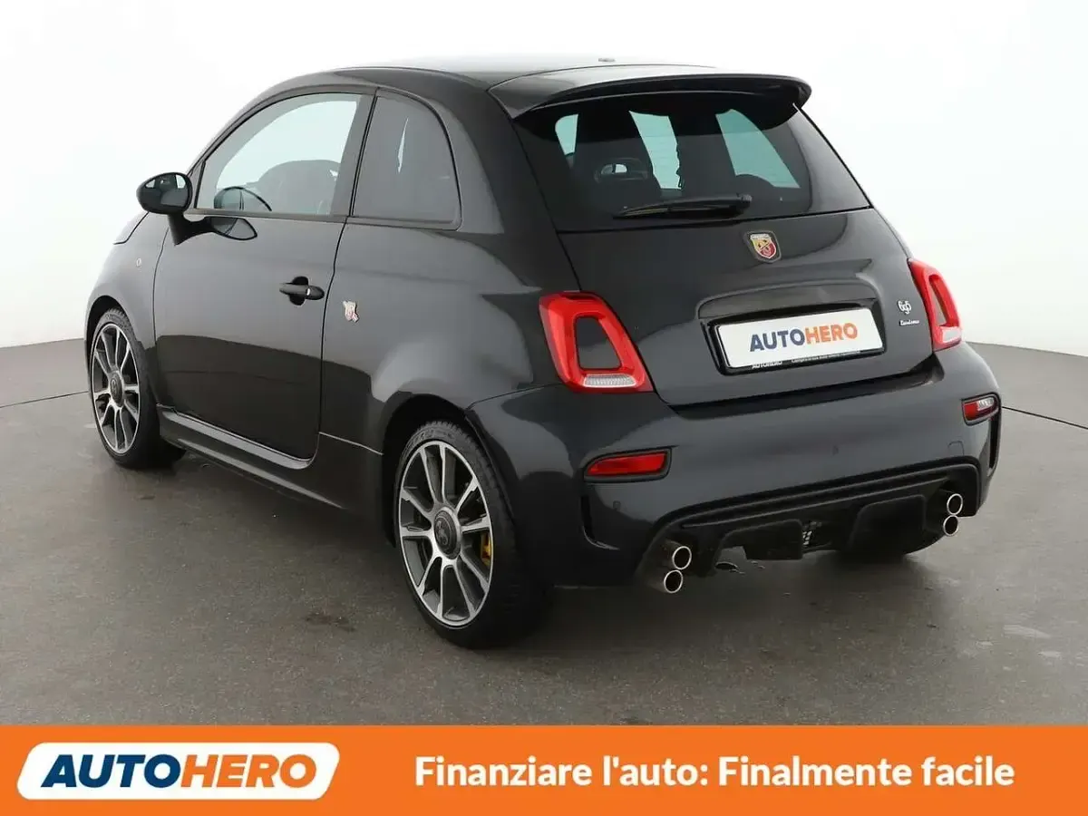 Usata Abarth 695 179 CV (131 kW) 2024 Nero Utilitaria