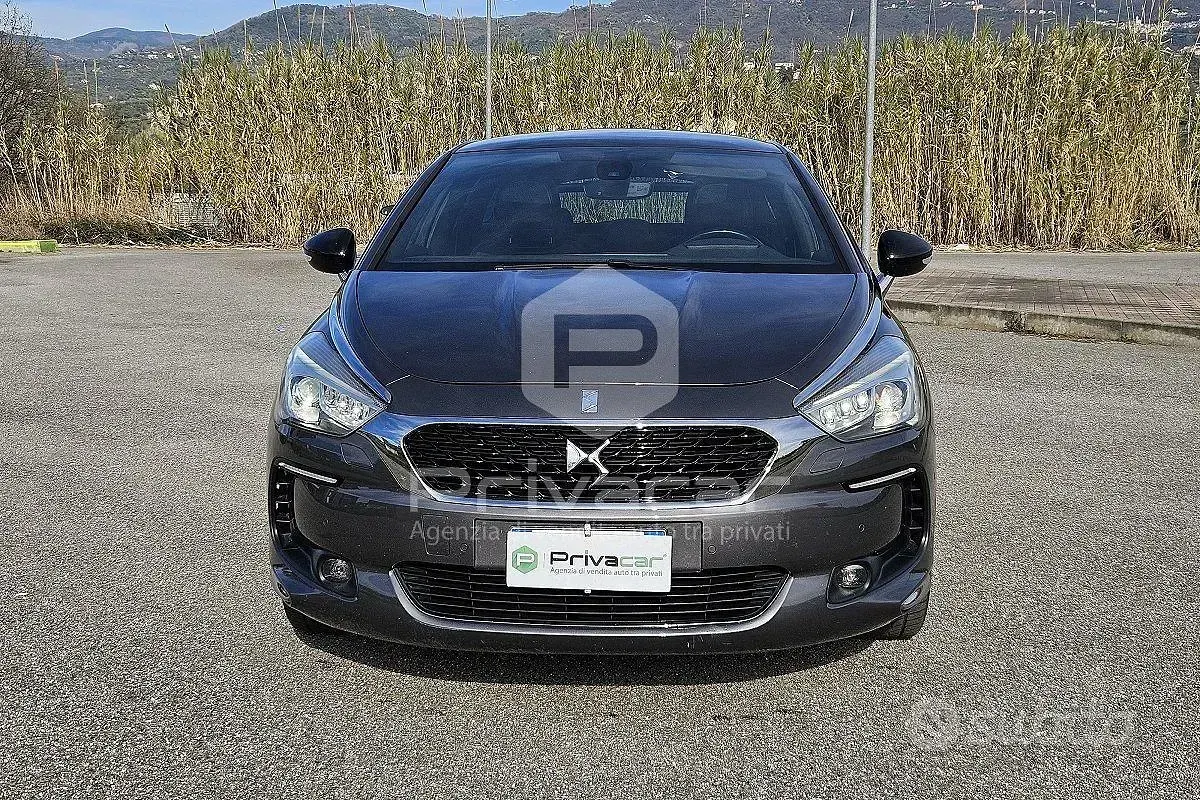 Gebraucht DS Automobiles DS5 Sport Chic 181 PS (133 kW) 2016 Grau Kleinwagen