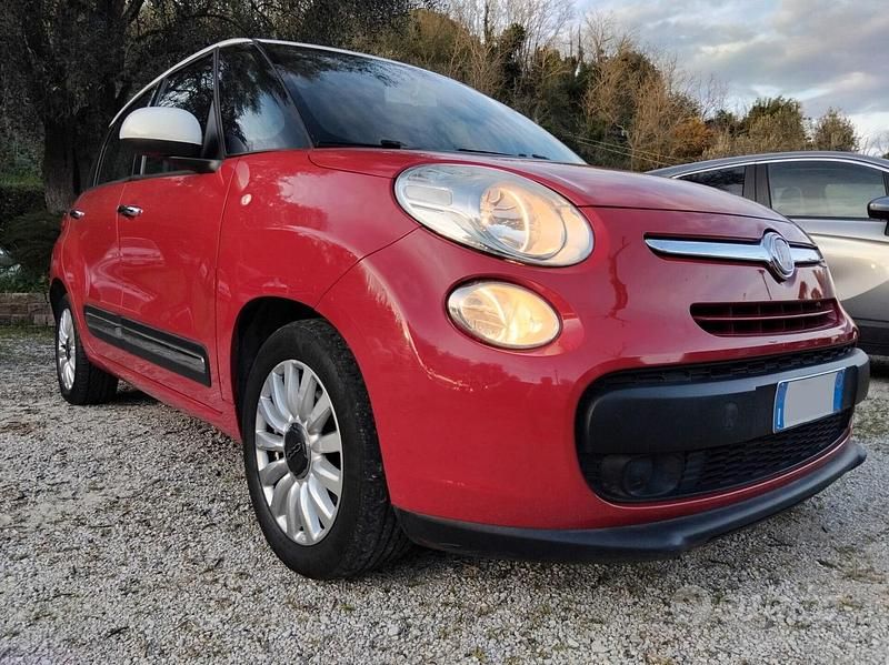 Usata Fiat 500L Lounge 85 CV (62 kW) 2013 Rosso Monovolume