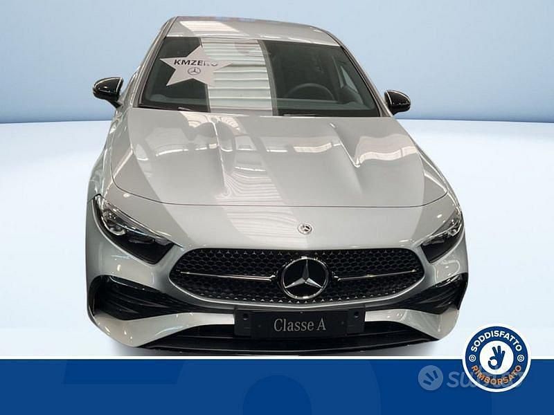 Nuova Mercedes A180 AMG 2025 Grigio Berlina