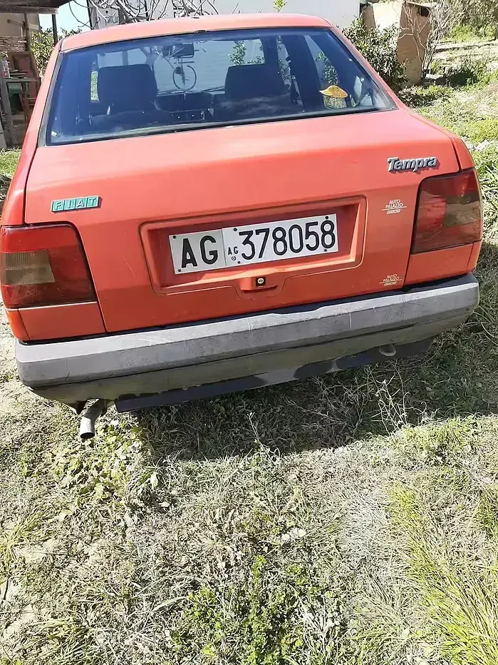 Usata Fiat Tempra 77 CV (56 kW) 1991 Rosso Berlina
