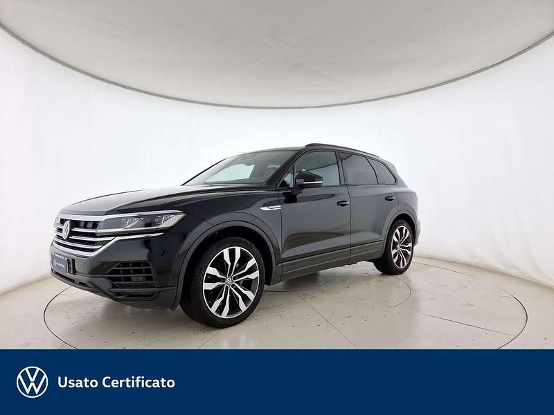 Nero Usata 2021 VW Touareg Advance SUV | 46.700 € (Ottimo prezzo) - Immagine 1/4