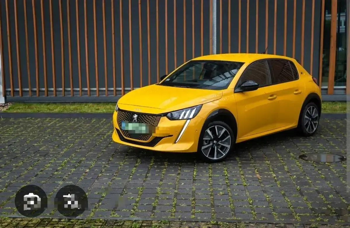 Usata Peugeot 208 GT 56 kW (77 CV) 2022 Utilitaria