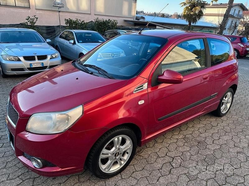Usata Chevrolet Aveo LT 81 CV (59 kW) 2008 Rosso Berlina