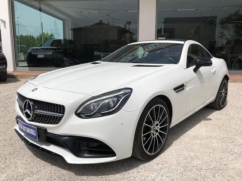 Usata Mercedes SLC200 AMG line 184 CV (135 kW) 2017 Bianco Cabrio