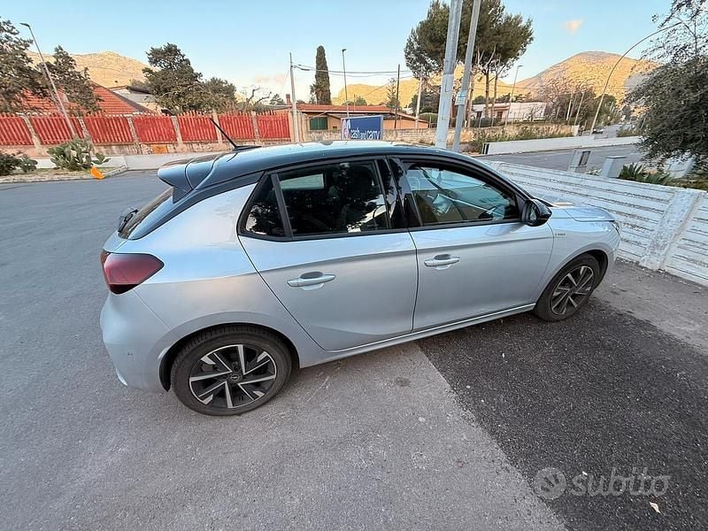 Usata Opel Corsa 75 CV (55 kW) 2024 Grigio Utilitaria