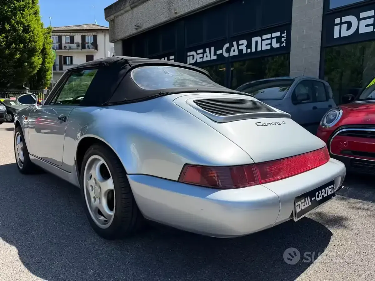 Usata Porsche 911 Carrera 4 Cabriolet 250 CV (183 kW) 1991 Grigio Cabrio