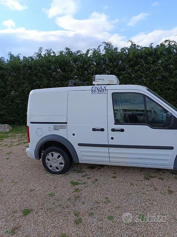 Usata Ford Transit Connect 95 CV (69 kW) 2012 Bianco Monovolume