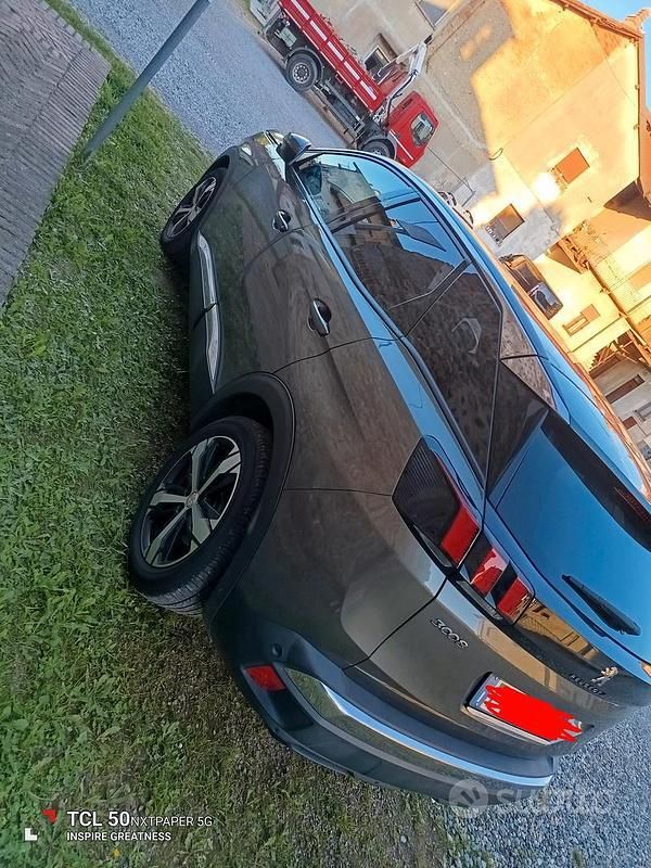 Usata Peugeot 3008 131 CV (96 kW) 2019 Verde Berlina