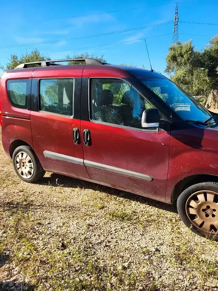 Usata Fiat Doblò 95 CV (69 kW) 2011 Monovolume