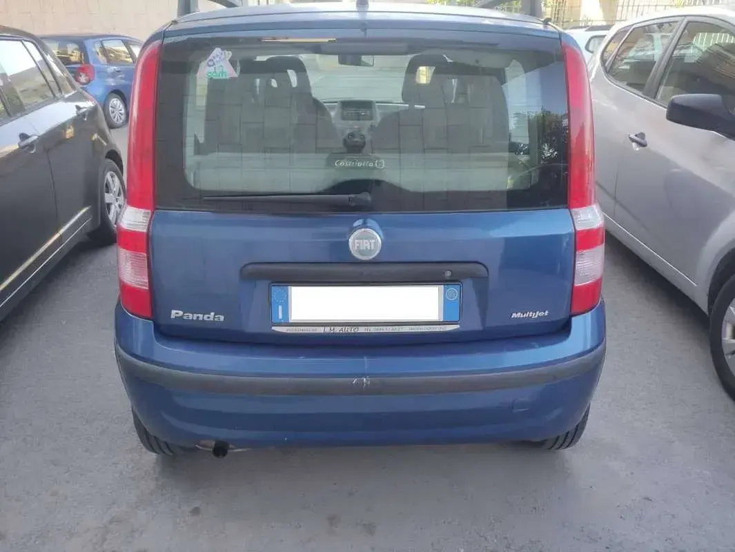 Usata Fiat Panda Emotion 69 CV (50 kW) 2005 Blu/azzurro Utilitaria