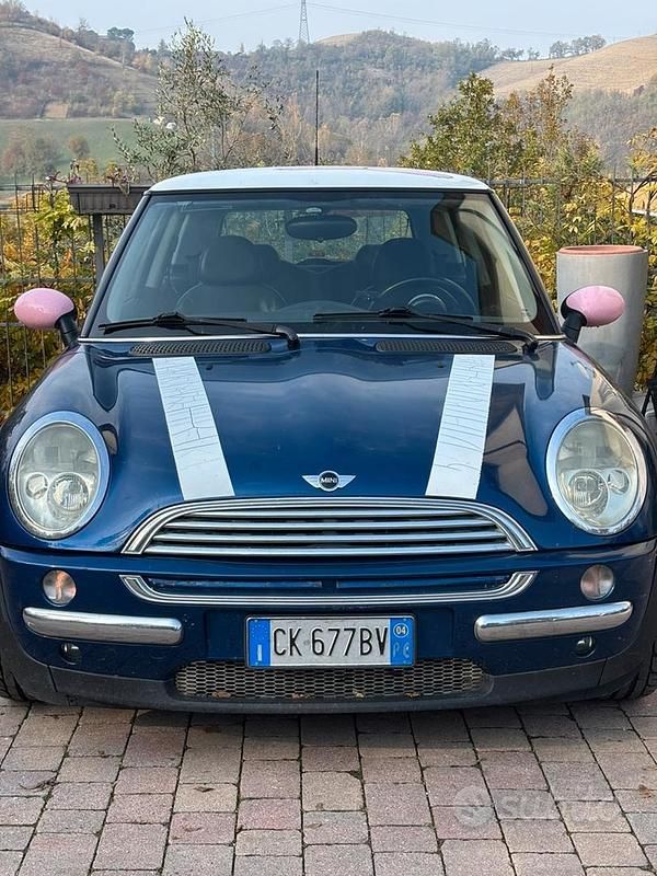 Usata Mini Cooper 116 CV (85 kW) 2004 Blu Utilitaria