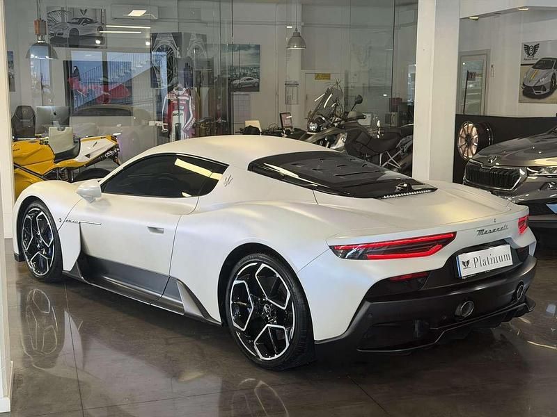 Usata Maserati MC20 630 CV (463 kW) 2021 Bianco audace Coupé