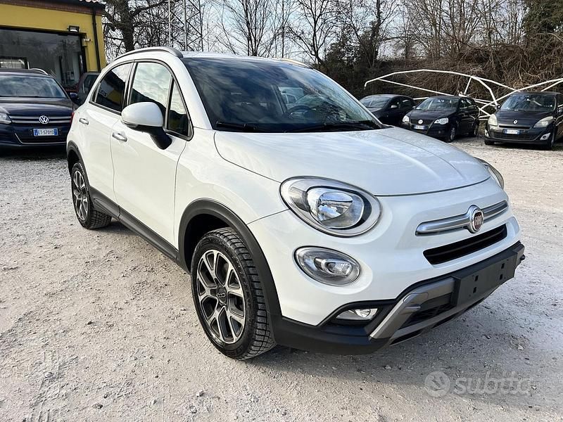 Usata Fiat 500X Cross 140 CV (102 kW) 2016 Nero SUV