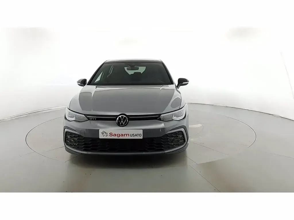 Usata VW Golf VIII GTI 245 CV (180 kW) 2024 Moonstone grey