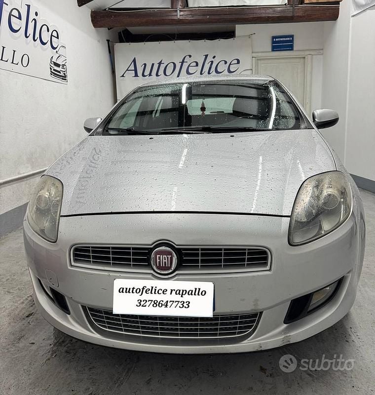 Usata Fiat Bravo Emotion 120 CV (88 kW) 2010 Grigio Utilitaria