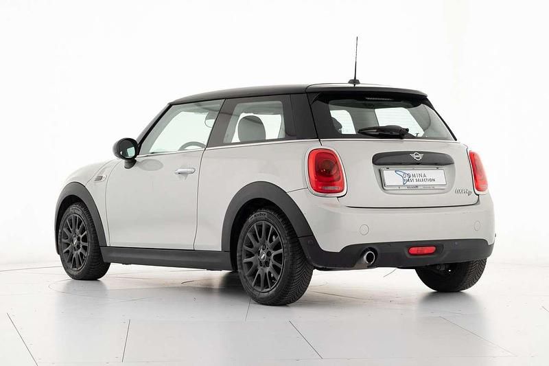 Occasion Mini Cooper D 116 ch (85 kW) 2018 Gris Citadine