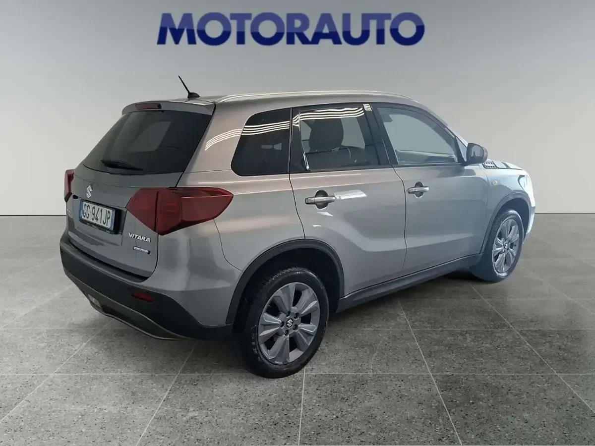 Usata Suzuki Vitara Cool 129 CV (94 kW) 2022 Grigio SUV