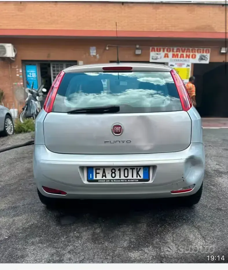 Usata Fiat Punto 69 CV (50 kW) 2015 Grigio Utilitaria