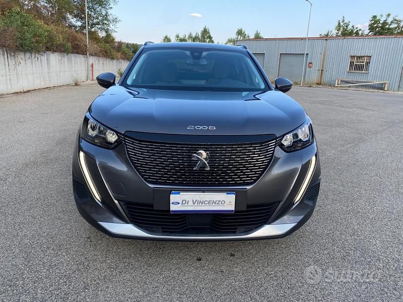 Usata Peugeot 2008 Allure 131 CV (96 kW) 2021 Grigio SUV