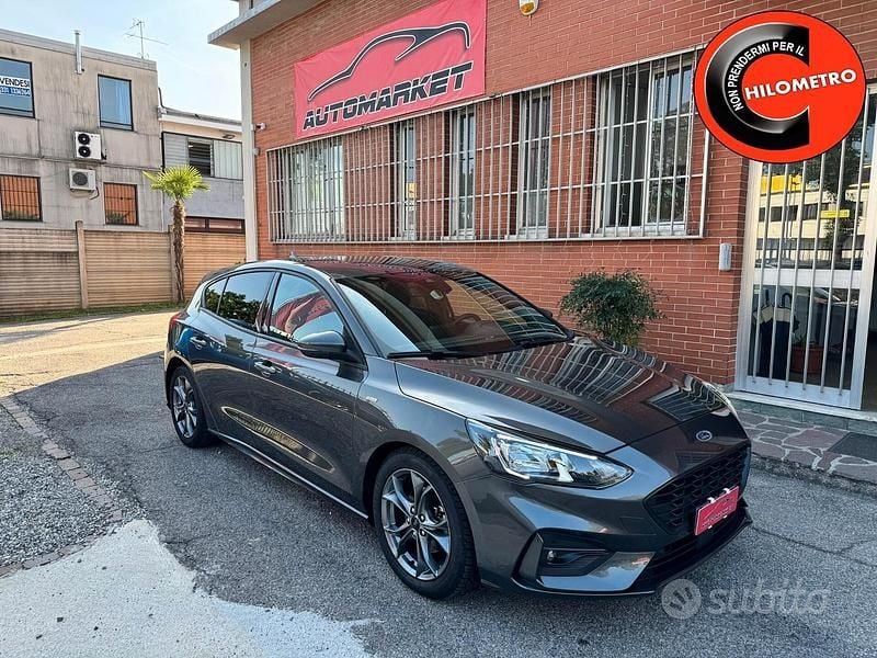 Usata Ford Focus ST-Line 125 CV (91 kW) 2021 Grigio Berlina