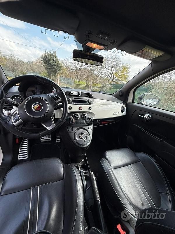 Usata Abarth 500C 160 CV (117 kW) 2012 Bianco Cabrio