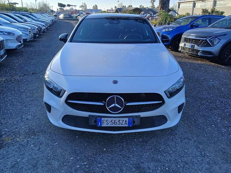 Usata Mercedes A180 Premium 116 CV (85 kW) 2018 Bianco Berlina