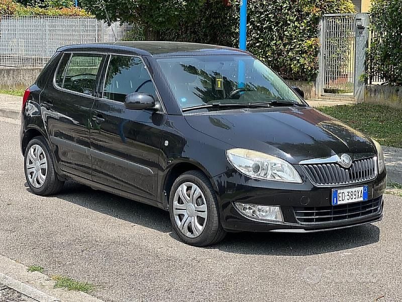Usata Skoda Fabia 75 CV (55 kW) 2010 Nero Berlina