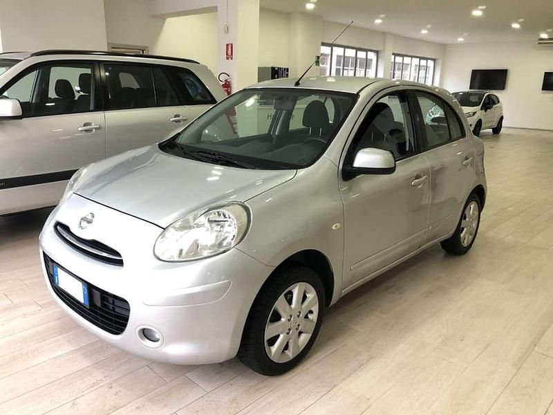 Usata Nissan Micra Acenta 80 CV (58 kW) 2011 Argento Berlina
