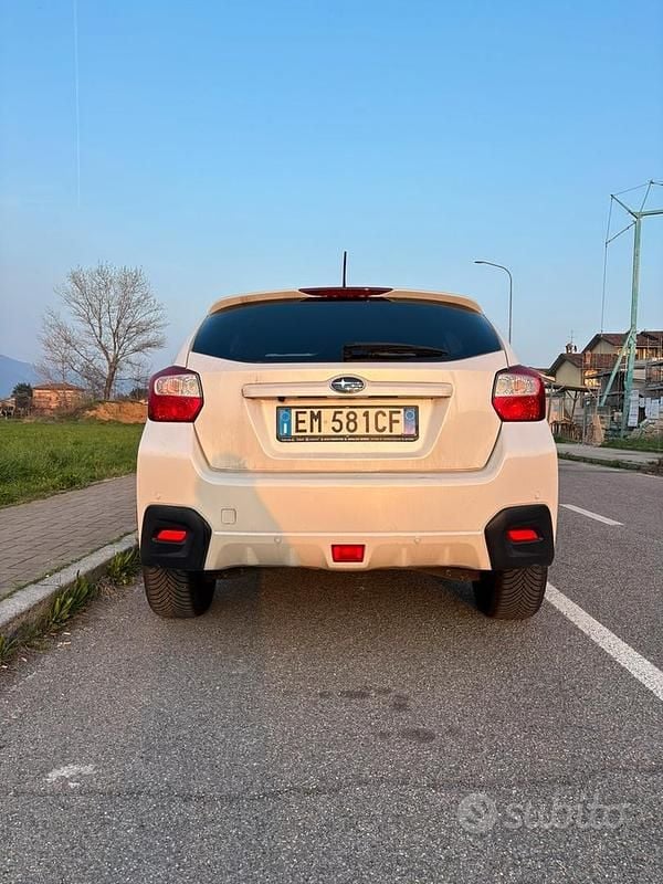 Usata Subaru XV 114 CV (83 kW) 2012 Bianco SUV