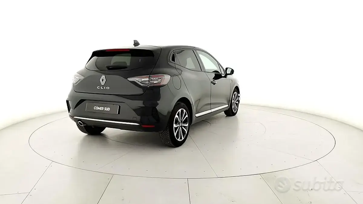 Usata Renault Clio V Techno 91 CV (66 kW) 2024 Nero Berlina