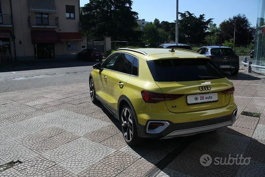 Usata Audi A3 150 CV (110 kW) 2025 Giallo Berlina