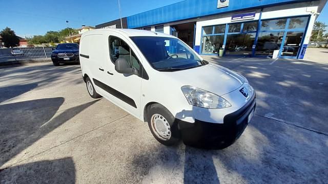 Usata Peugeot Partner 90 CV (66 kW) 2010 Bianco Monovolume