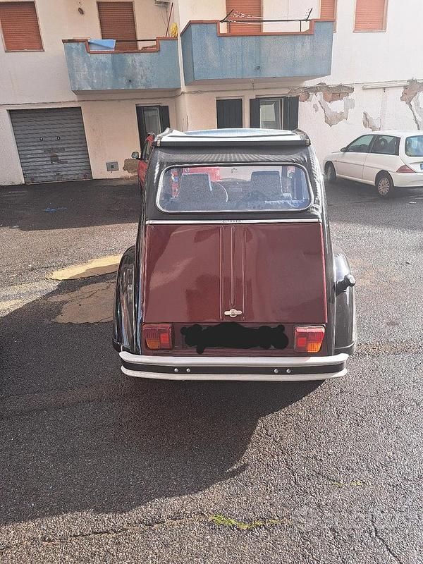 Usata Citroën 2CV Charleston 29 CV (21 kW) 1981 Rosso Berlina