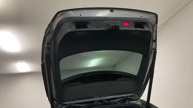 Usata Mercedes CLA250 Premium 160 CV (117 kW) 2023 Grigio mountain Berlina