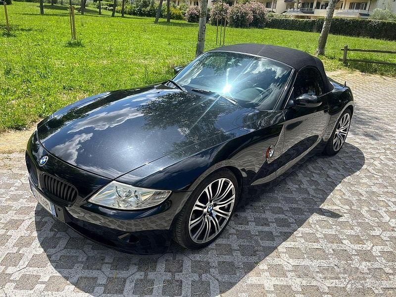 Usata BMW Z4 Efficient Dynamics 170 CV (125 kW) 2005 Nero Cabrio