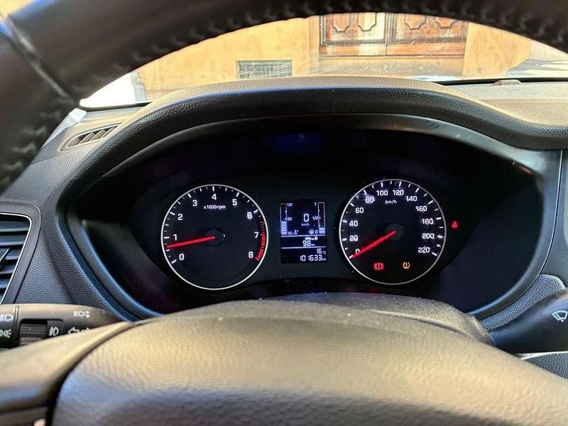 Usata Hyundai i20 75 CV (55 kW) 2019 Bianco Utilitaria