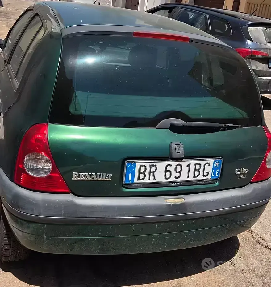 Usata Renault Clio 58 CV (42 kW) 1999 Berlina