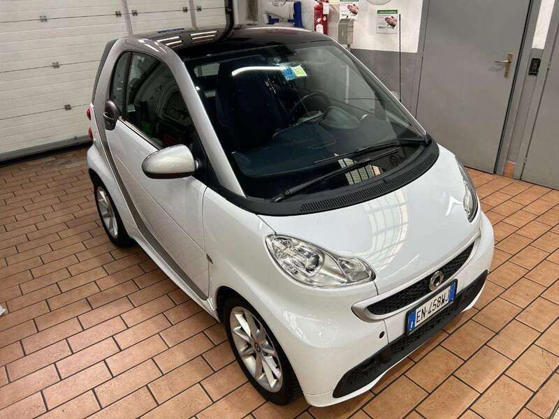 Usata Smart ForTwo Coupé Passion 54 CV (39 kW) 2012 Bianco Coupé