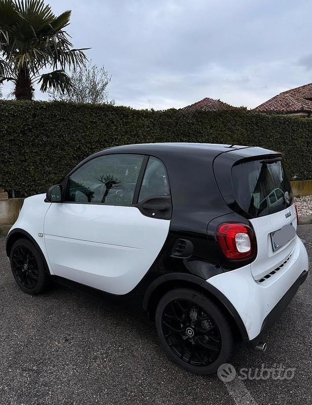 Usata Smart ForTwo Coupé 2017 Bianco Coupé