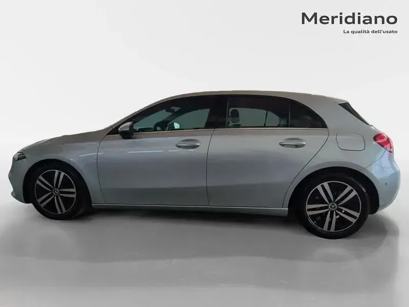 Usata Mercedes A180 Executive 116 CV (85 kW) 2020 Utilitaria