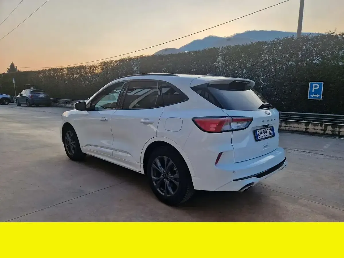 Usata Ford Kuga 150 CV (110 kW) 2022 Other SUV