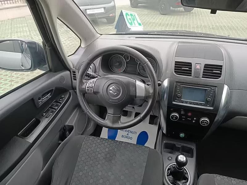 Usata Suzuki SX4 111 CV (81 kW) 2011 Grigio Station wagon