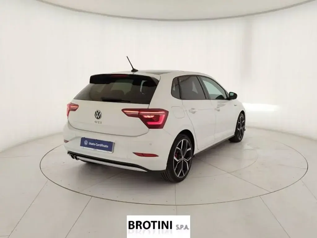 Usata VW Polo GTI 207 CV (152 kW) 2023 Bianco pastello Utilitaria
