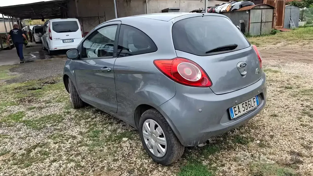 Usata Ford Ka 69 CV (50 kW) 2010 Grigio Utilitaria